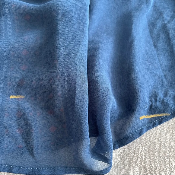 🏷️ 🌸 2/$20 or 3/$24 - Aeropostale Sheer Blue Tank Top - Picture 8 of 8